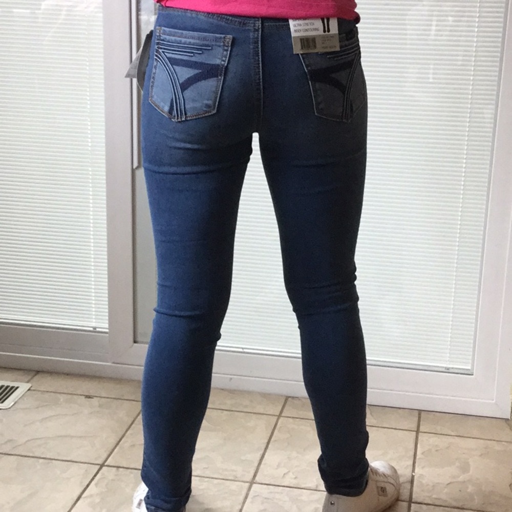 Seven7 Skin Fit Stretch Jeans 4